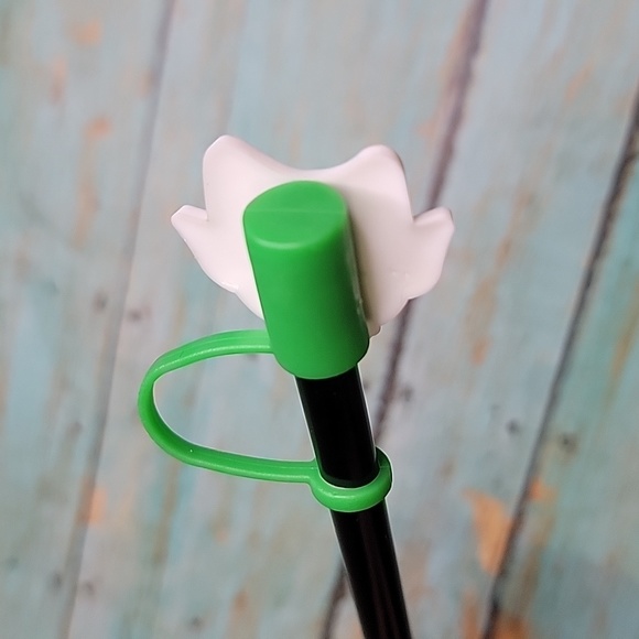 Green Owl Straw Topper - Picture 2 of 5